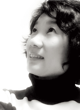 채미경 시인평택문인협회 회원계간『문학과 창작』 등단2018 '숲속의 시인학교 시인상 수상캘리그라피 '흙꽃 갤러리' 운영도예가