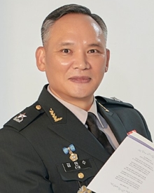 김인수 준장인산편지 작가독서운동가수도군단사령부 부군단장​​​​​​​평택고 졸업