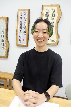 재미동포 김정이씨가 둘러본 평택에 대해 말하고 있다.