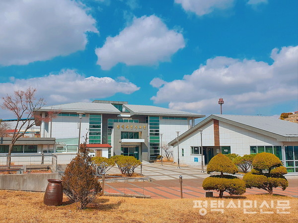 평택시는 2030년 완공을 목표로 화장장을 포함한 종합장사시설 건립을 추진한다. 사진은 평택시립추모공원 모습