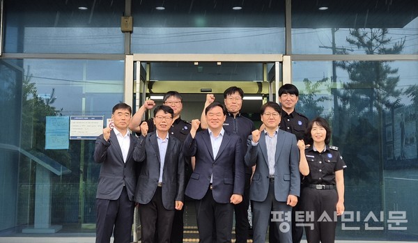 7월 2일 양승혁 평택직할세관장은 충남 서산시 대산항에 위치한 대산지원센터를 방문해 직원들의 애로사항을 청취했다. 