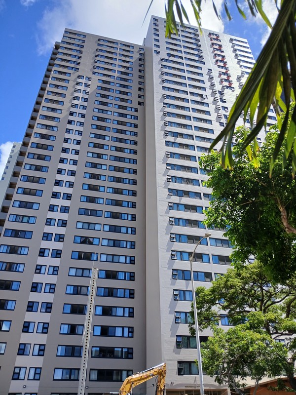 지영희의 세 번째 집, 정부지원 노년층 임대 아파트로 지영희의 마지막 집이다. 