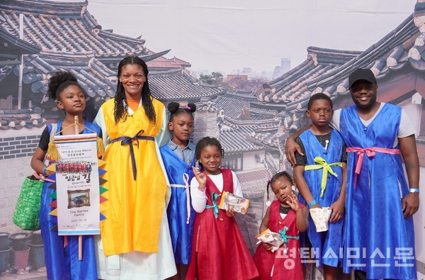 9월 27일 팽성읍 객사에서 열릴 ‘임금님 만나러 가는 길’은 주민과 외국인이 함께 주도적으로 참여하는 팽성읍의 전통문화 축제다.