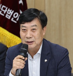 이은우 평택시민재단 이사장