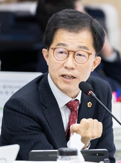 교육행정위원회 김근용 의원 (국민의힘·평택6)